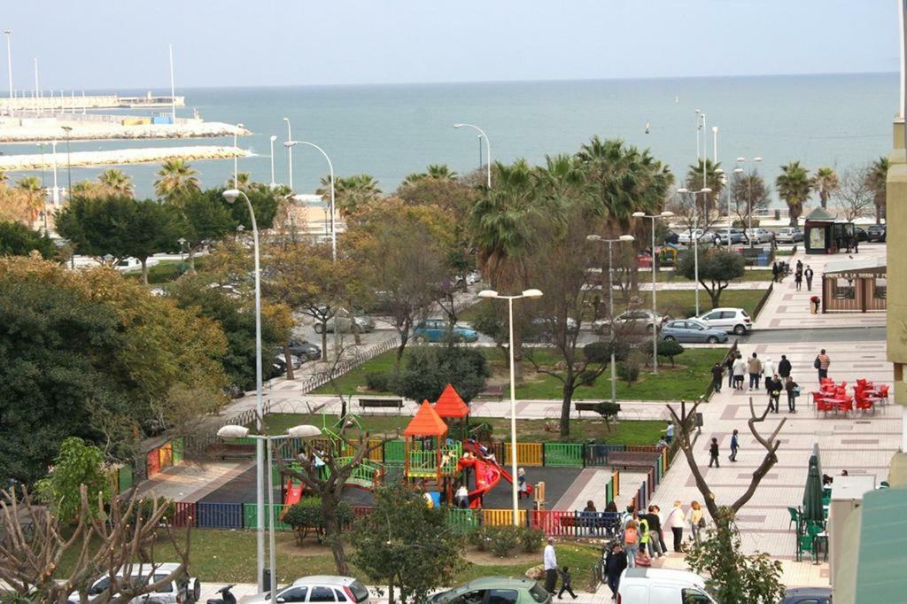 Apartamento Padilla Playa Huelin มาลากา ภายนอก รูปภาพ
